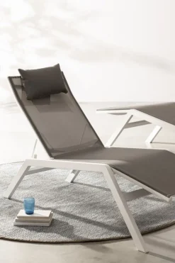 New Bizzotto CHAISE LONGUE IN ALLUMINIO BIANCO JX11 - KRION