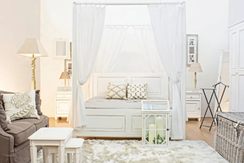 Best Bizzotto COMODINO IN LEGNO - COLETTE