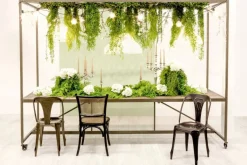 Bizzotto TAVOLO ESPOSITORE C-TETTO 300X210H